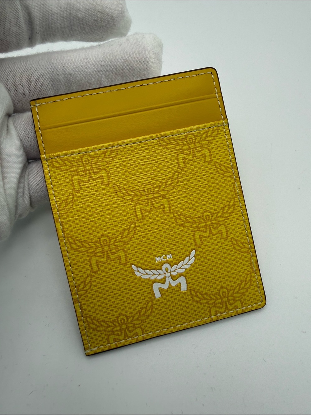 MCM HIMMEL CARD CASE IN LAURETOS LEMON GOLD - Picture 8 of 11